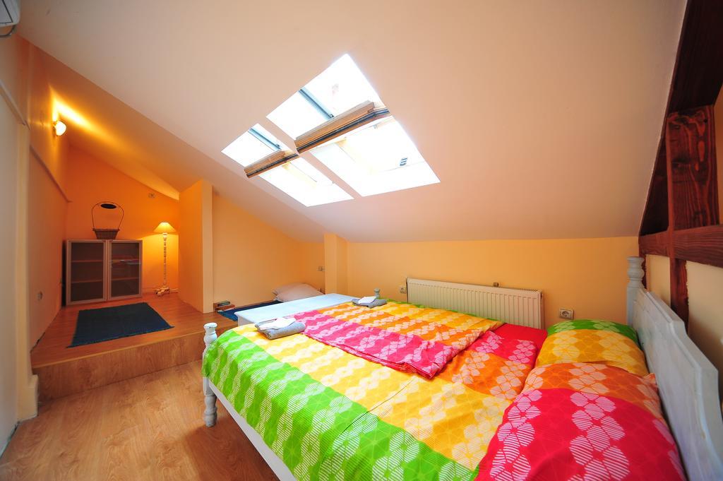 Hostel Bed N Beer Belgrad Dış mekan fotoğraf