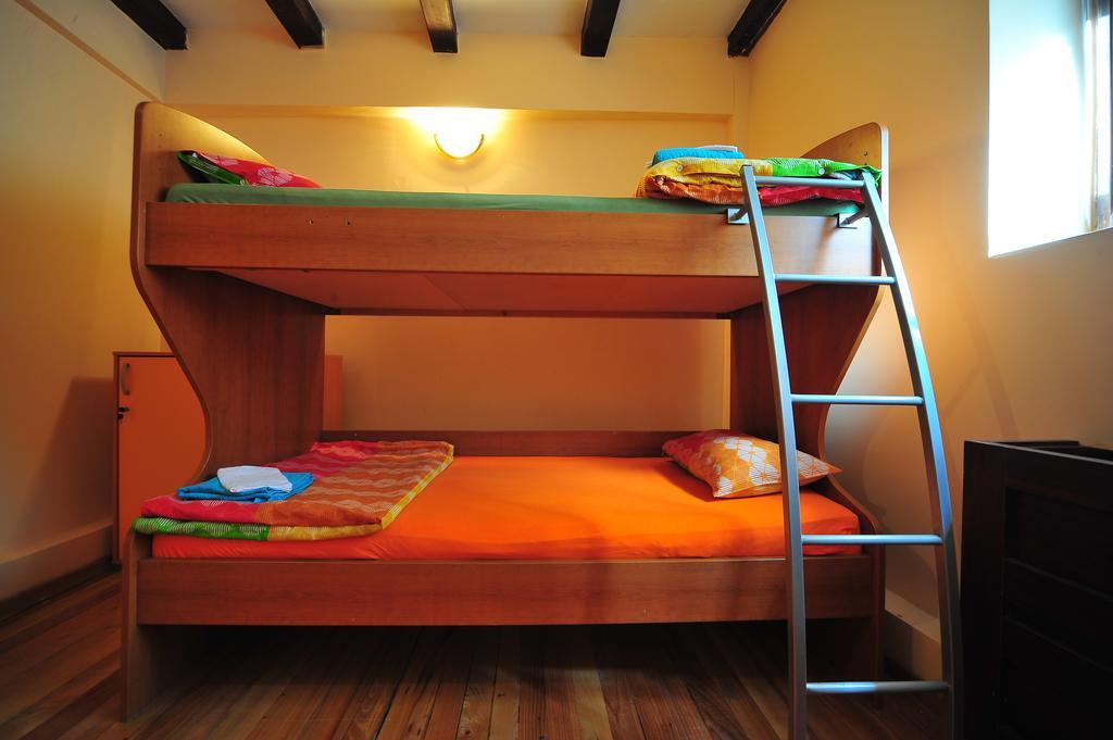 Hostel Bed N Beer Belgrad Oda fotoğraf
