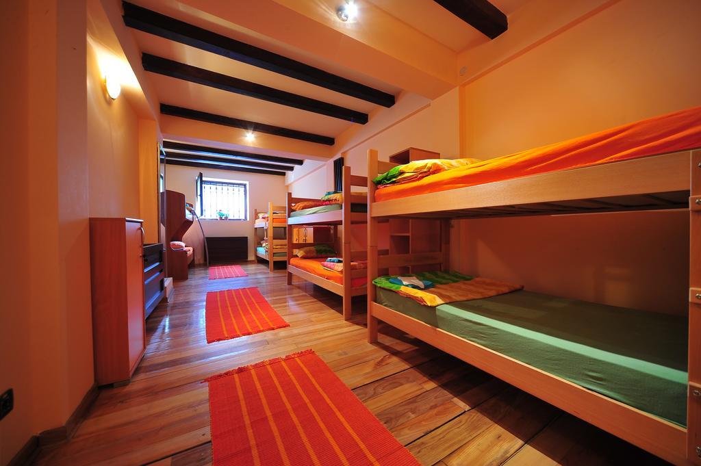 Hostel Bed N Beer Belgrad Oda fotoğraf