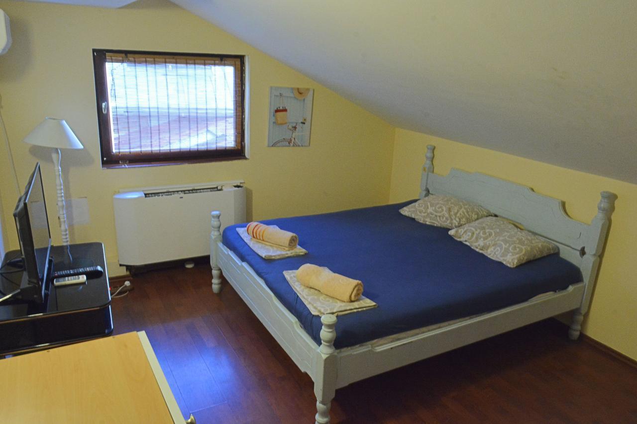 Hostel Bed N Beer Belgrad Dış mekan fotoğraf